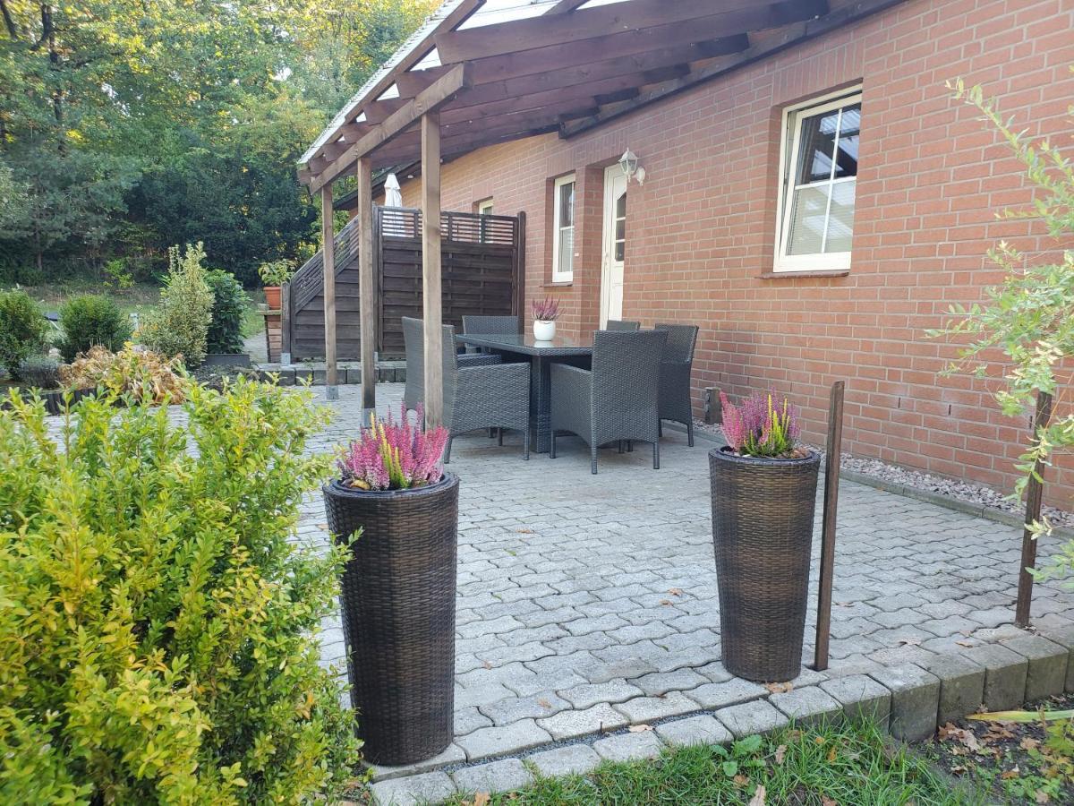 Familienfreundliche Ferienwohnung Зольтау Экстерьер фото